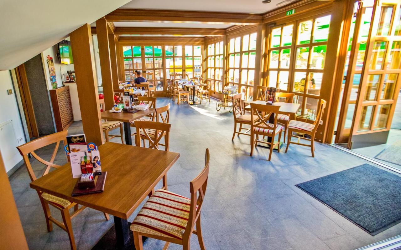 Guest House Pri Cesarju 캄니크 외부 사진